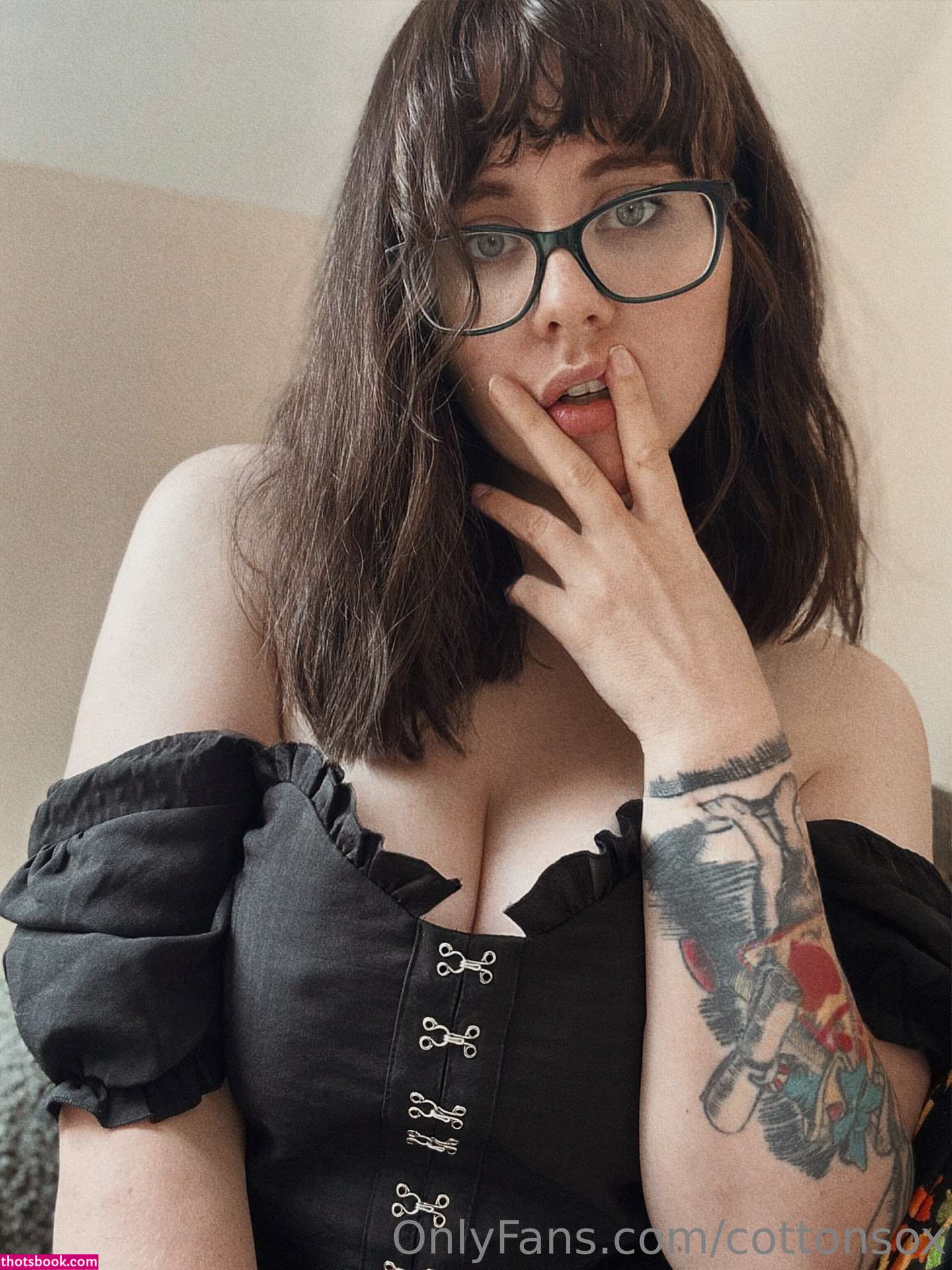 Alice Cotton Sox Photo #5