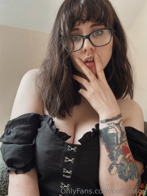 Alice Cotton Sox Photo #5