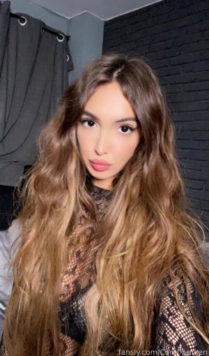 Coral Larsen Photo #206