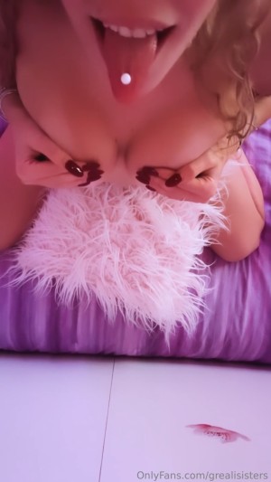 Grealisisters Photo #108