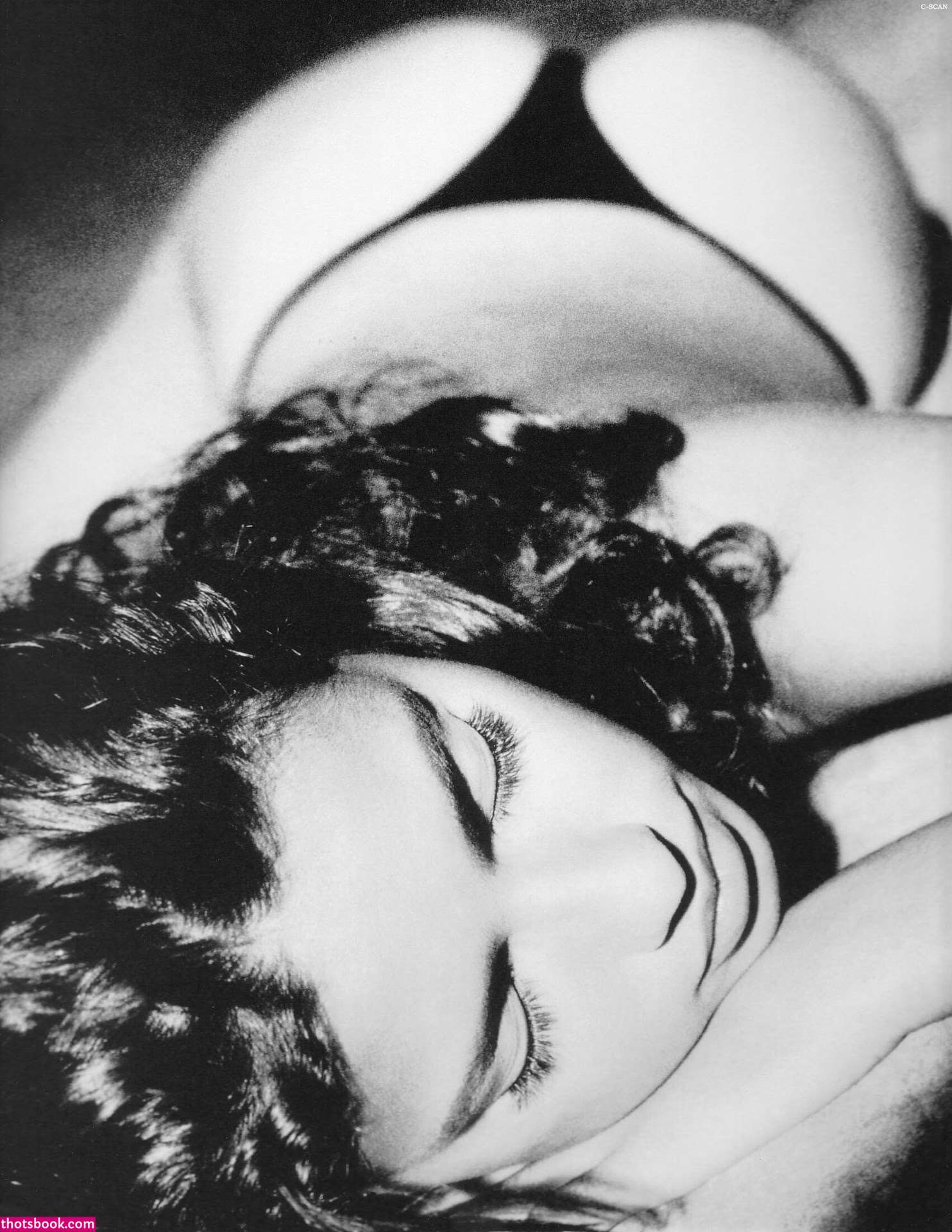 Adriana Lima Photo #160