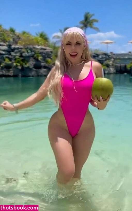 Alemia Rojas Photo #16