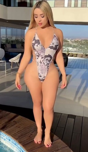 Alemia Rojas Photo #24