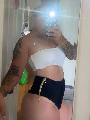 Chelsea Erdman Photo #22