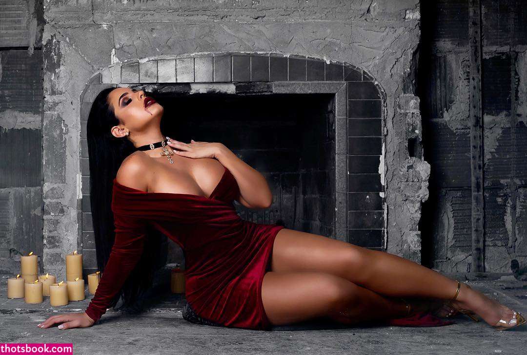 Stephanie Acevedo Photo #17