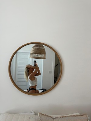 Briana Armbruster Photo #325