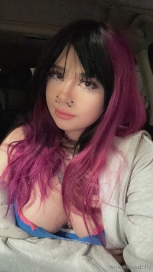 Venomous Dolly Photo #273