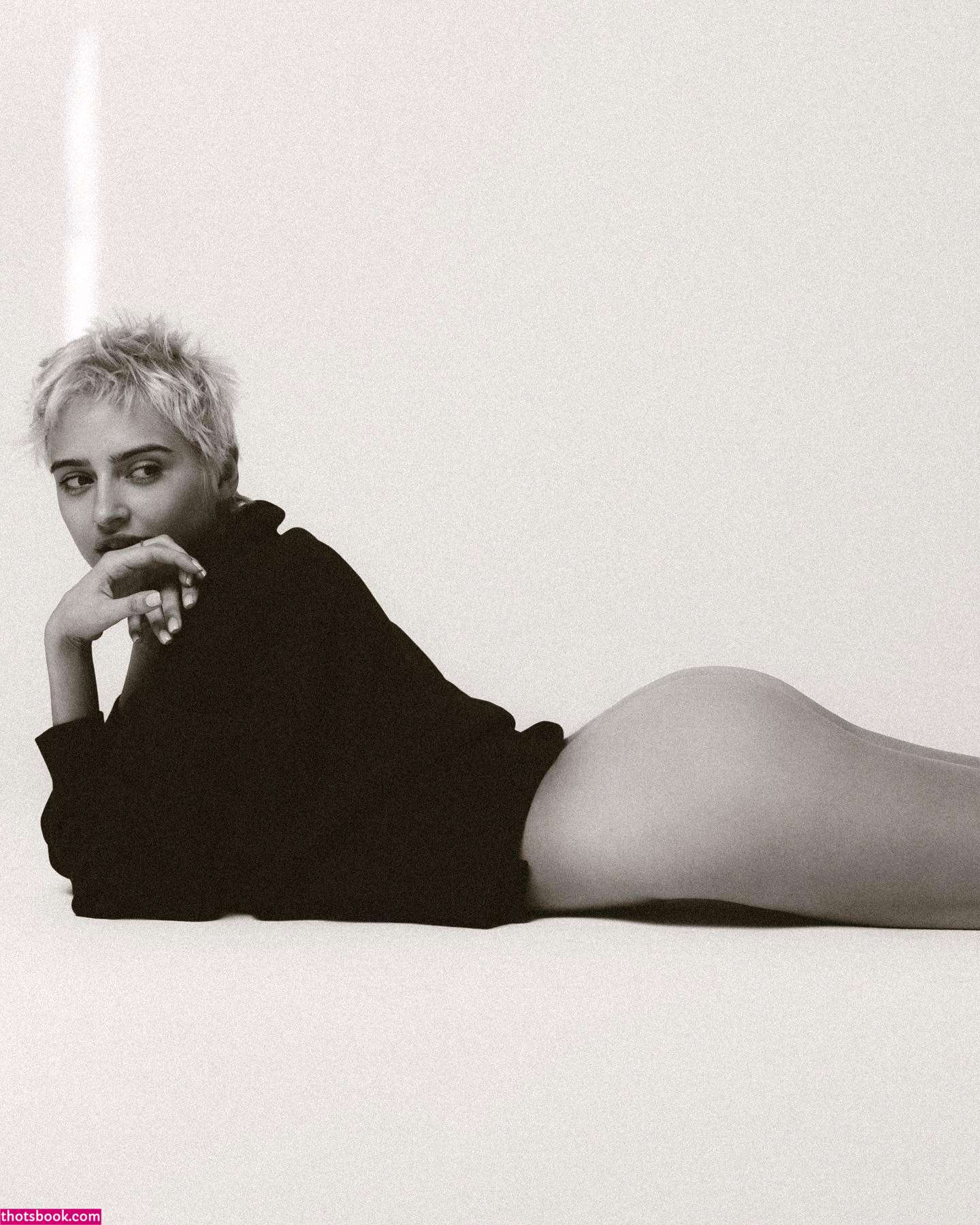 Allie Alina Photo #3