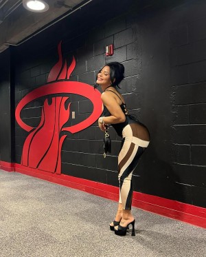 Katya Elise Henry Photo #51