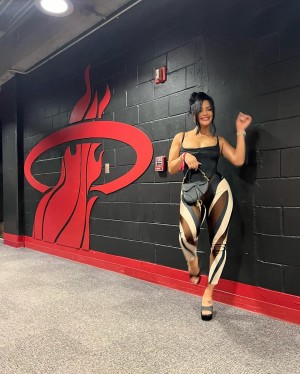 Katya Elise Henry Photo #57