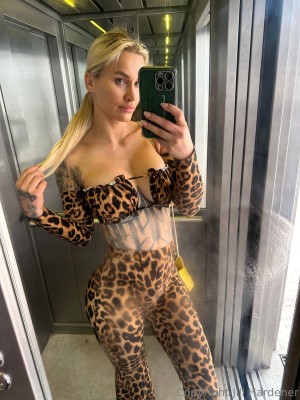 Jill Hardener Photo #187