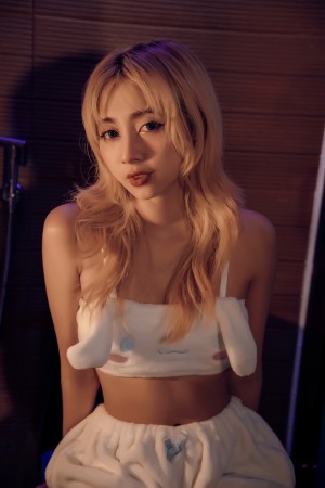 Mercury Nguyen Photo #31