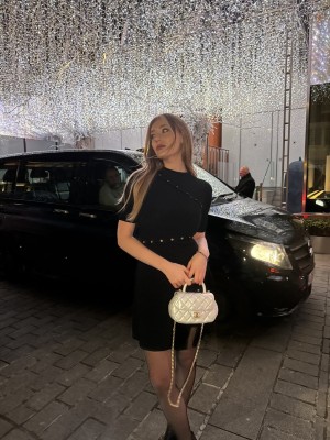 Beth lily Photo #265