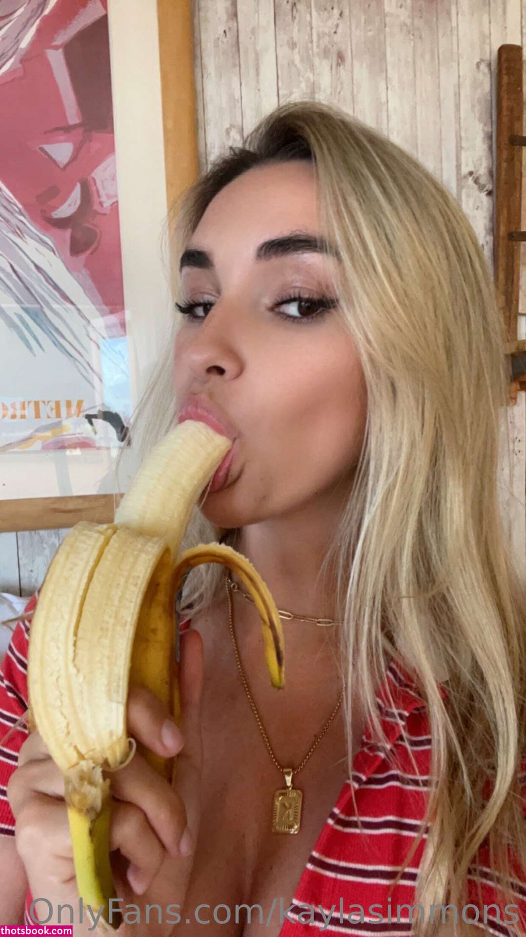 Kayla Simmons Photo #113