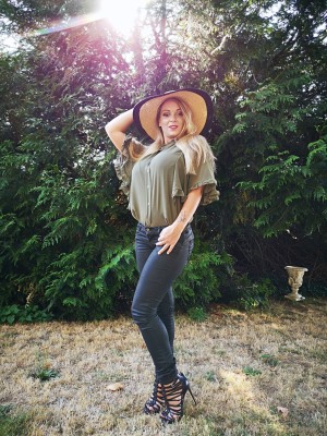 Tiffany Leiddi Photo #123