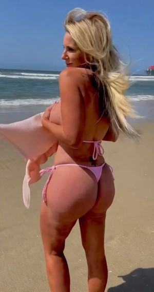 Ainslee Divine Photo #342