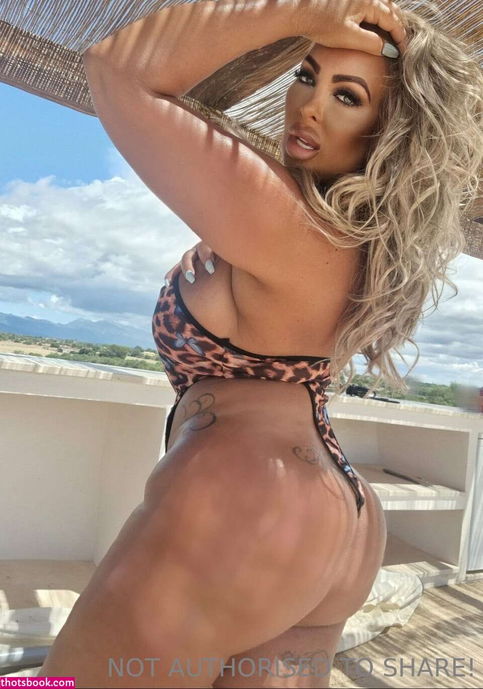 Levi Babestation Photo #15