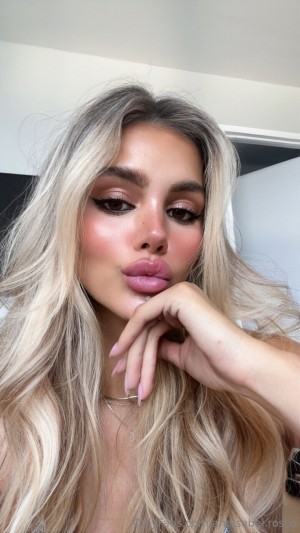 Anaisabel Rosso Post #12