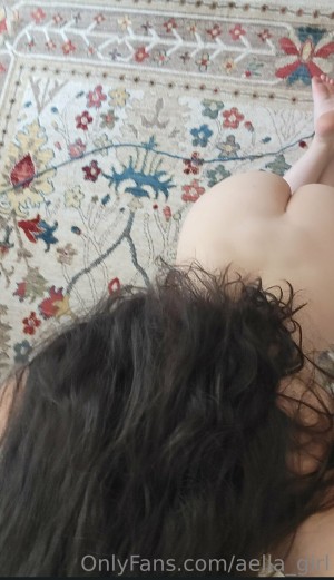 Aella Girl Photo #62