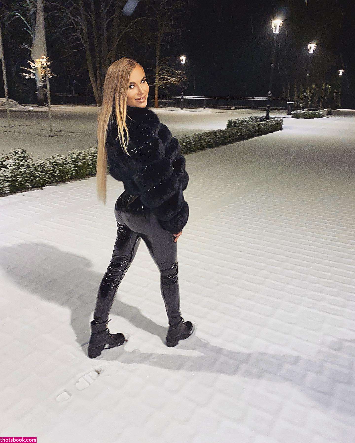 Noele Natalia Photo #9