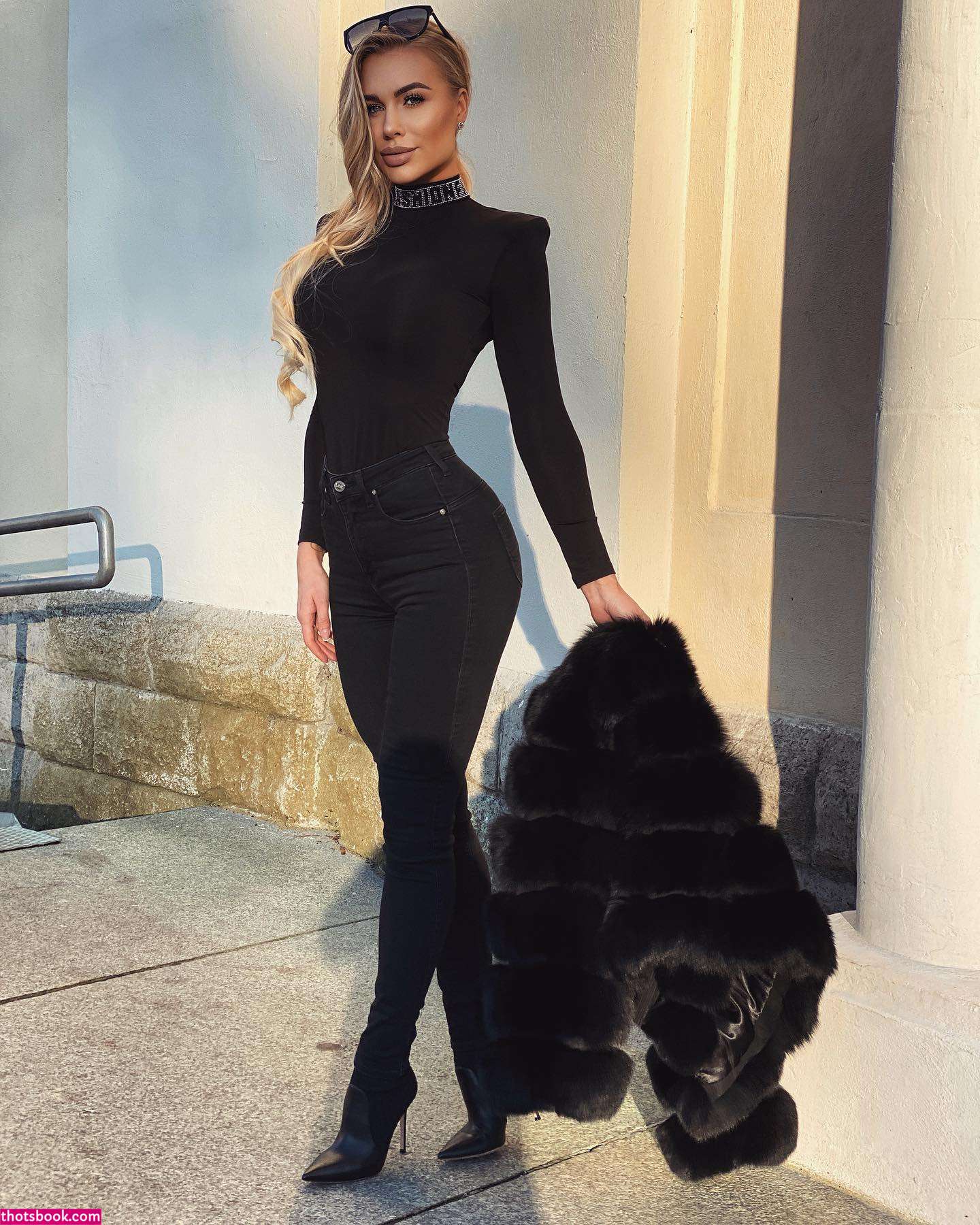 Noele Natalia Photo #20