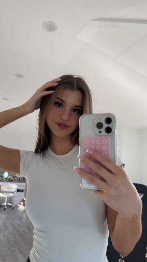 Brooke Monk Photo #299