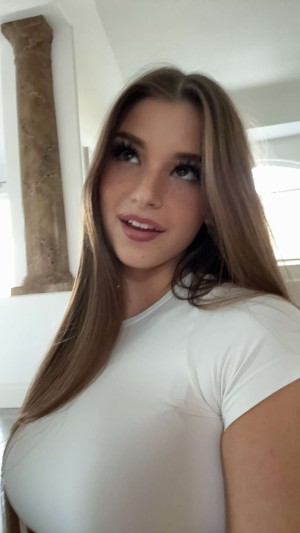 Brooke Monk Photo #312