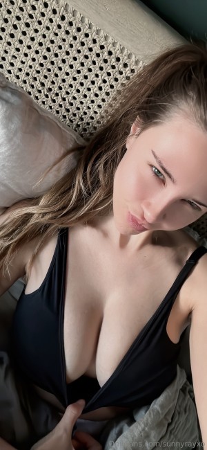 Sunnyrayxo Photo #260