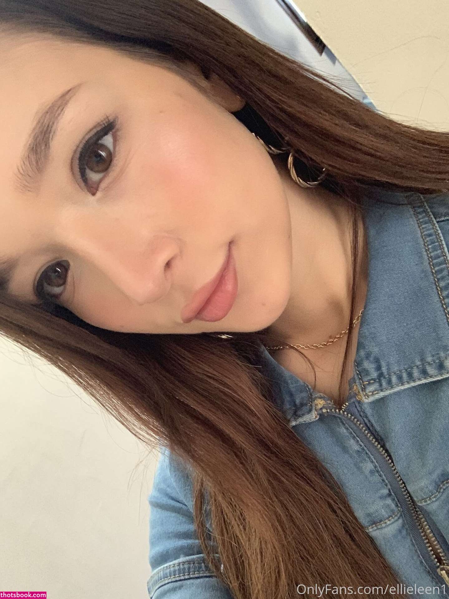 Ellie Leen Photo #432