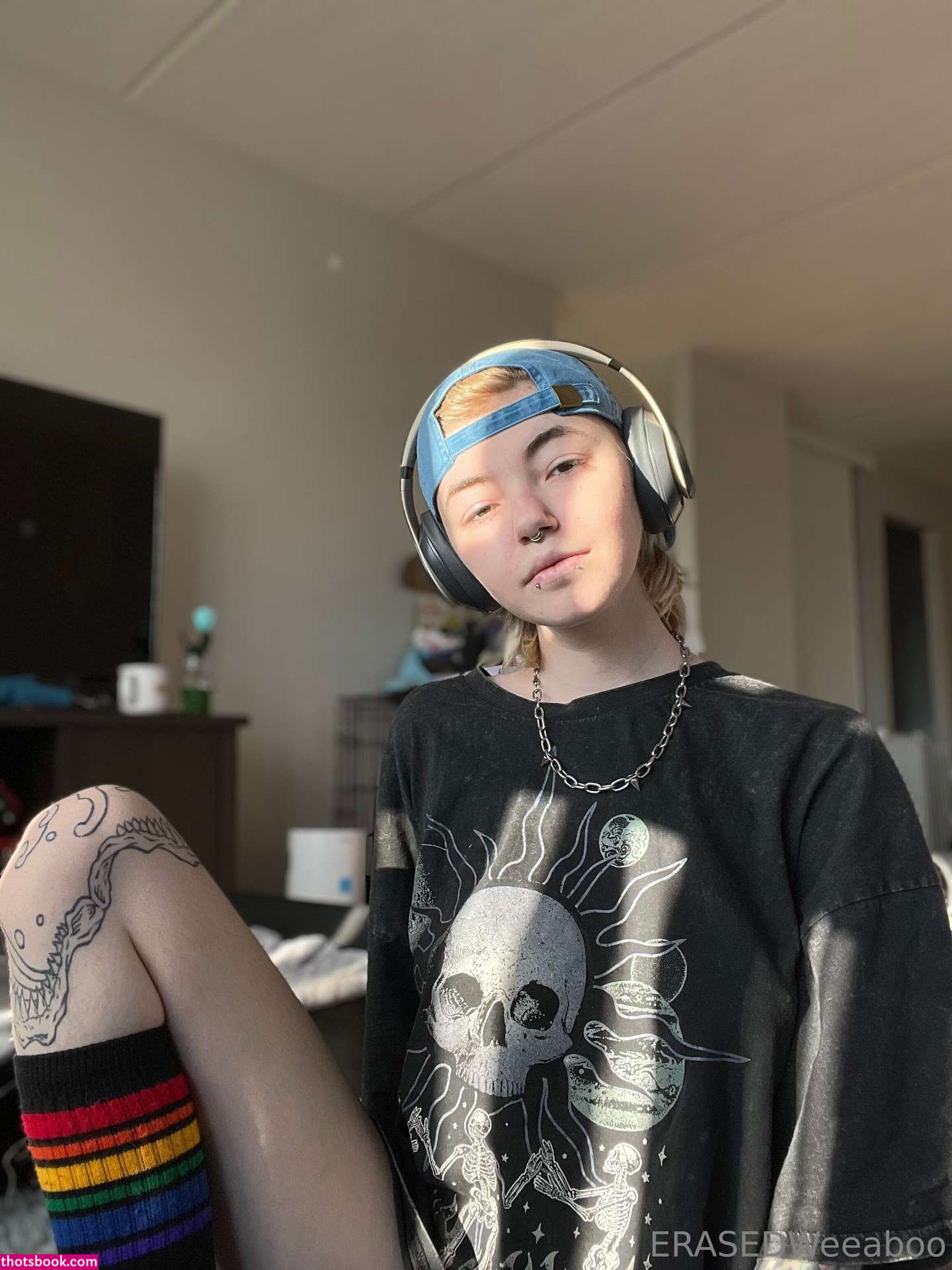 erasedweeaboo Photo #96