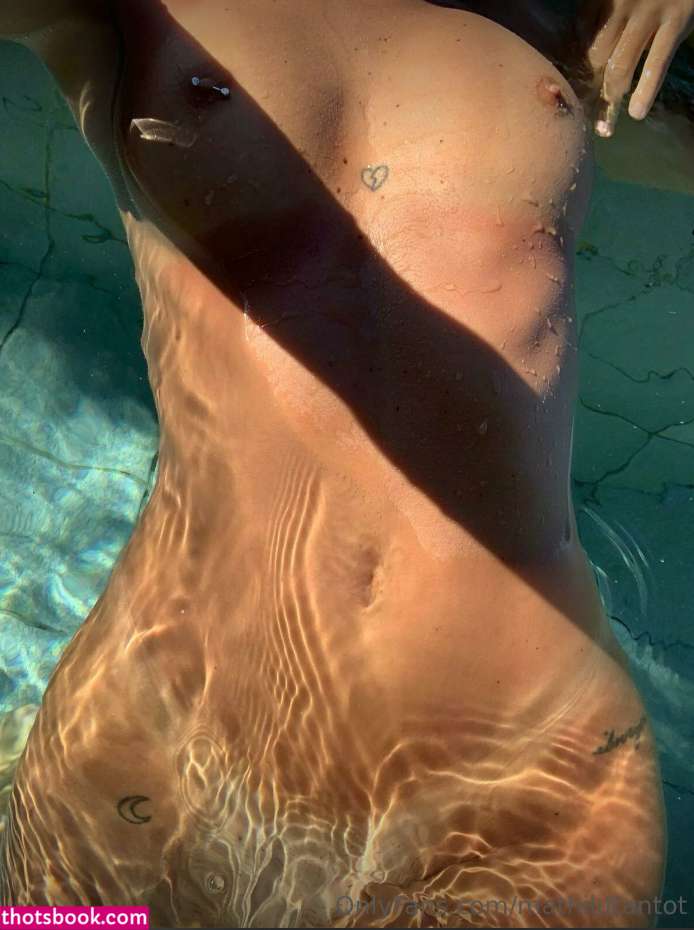 Tantot Twins Photo #99