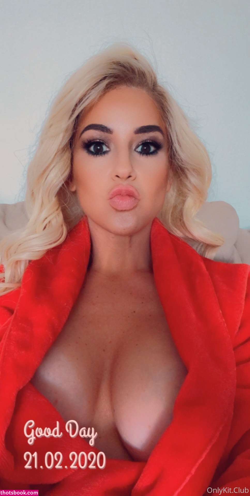 Kit Mercer Photo #12