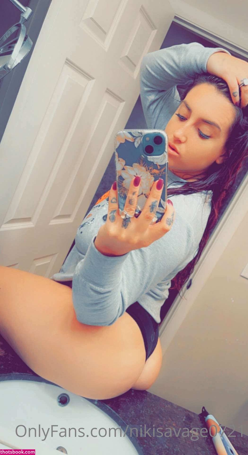 Nikisavage0721 Photo #14