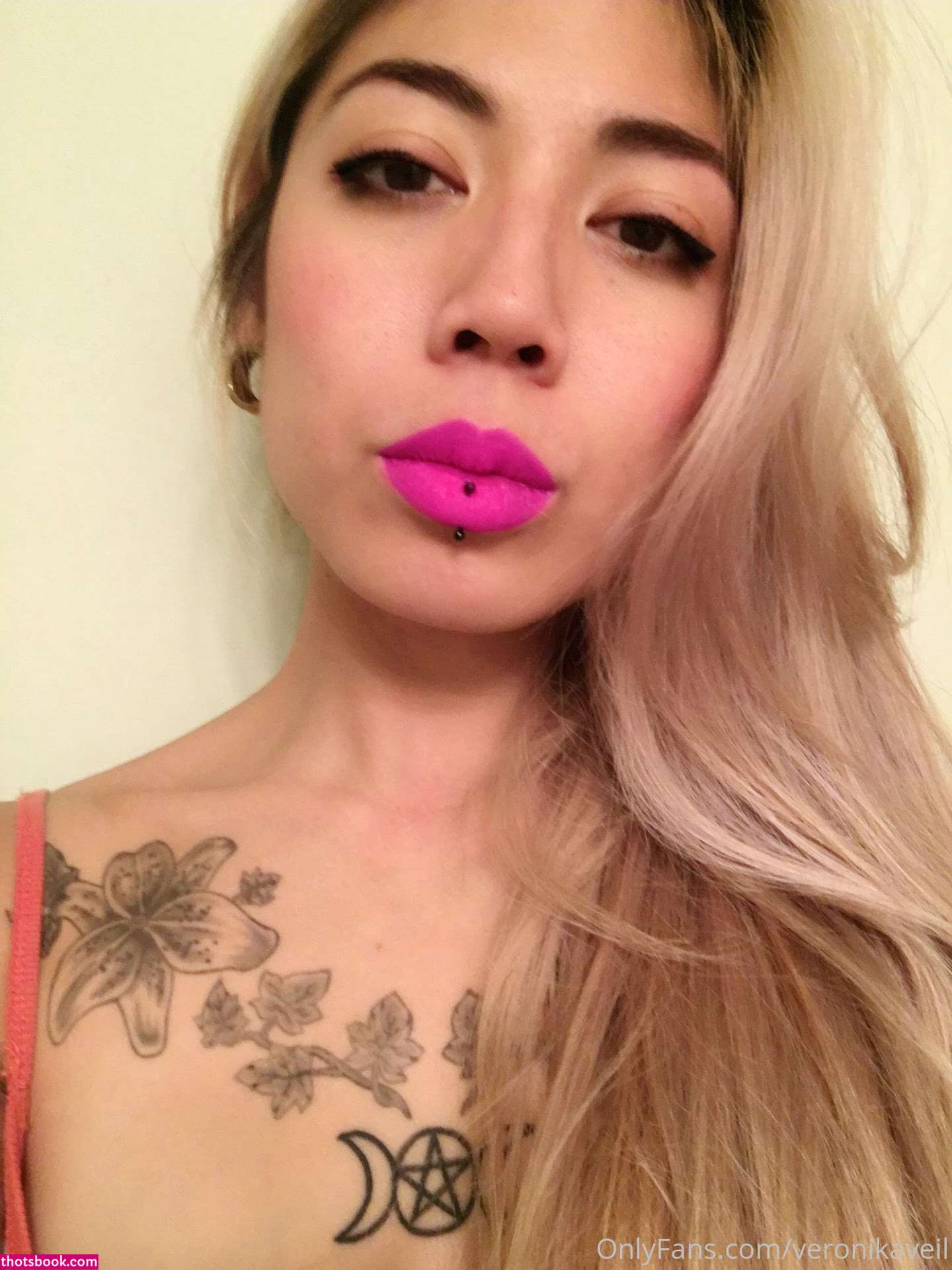 xveronikaxveilx Photo #5