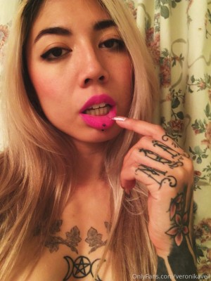 xveronikaxveilx Photo #3