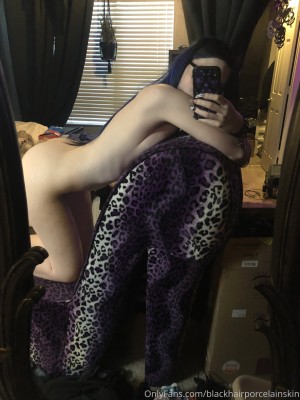 blackhairporcelainskin Photo #48