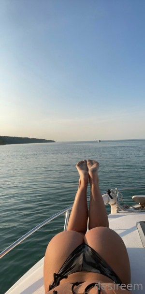 Desireemcmahon Photo #12