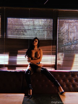 Diana Bako Photo #21