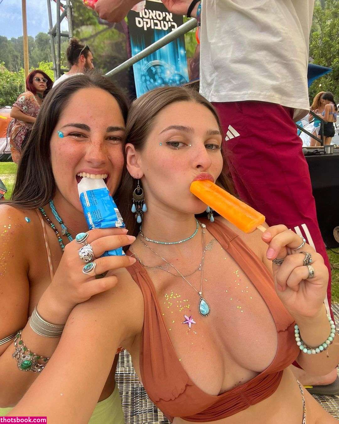 Ella Netzer Photo #19