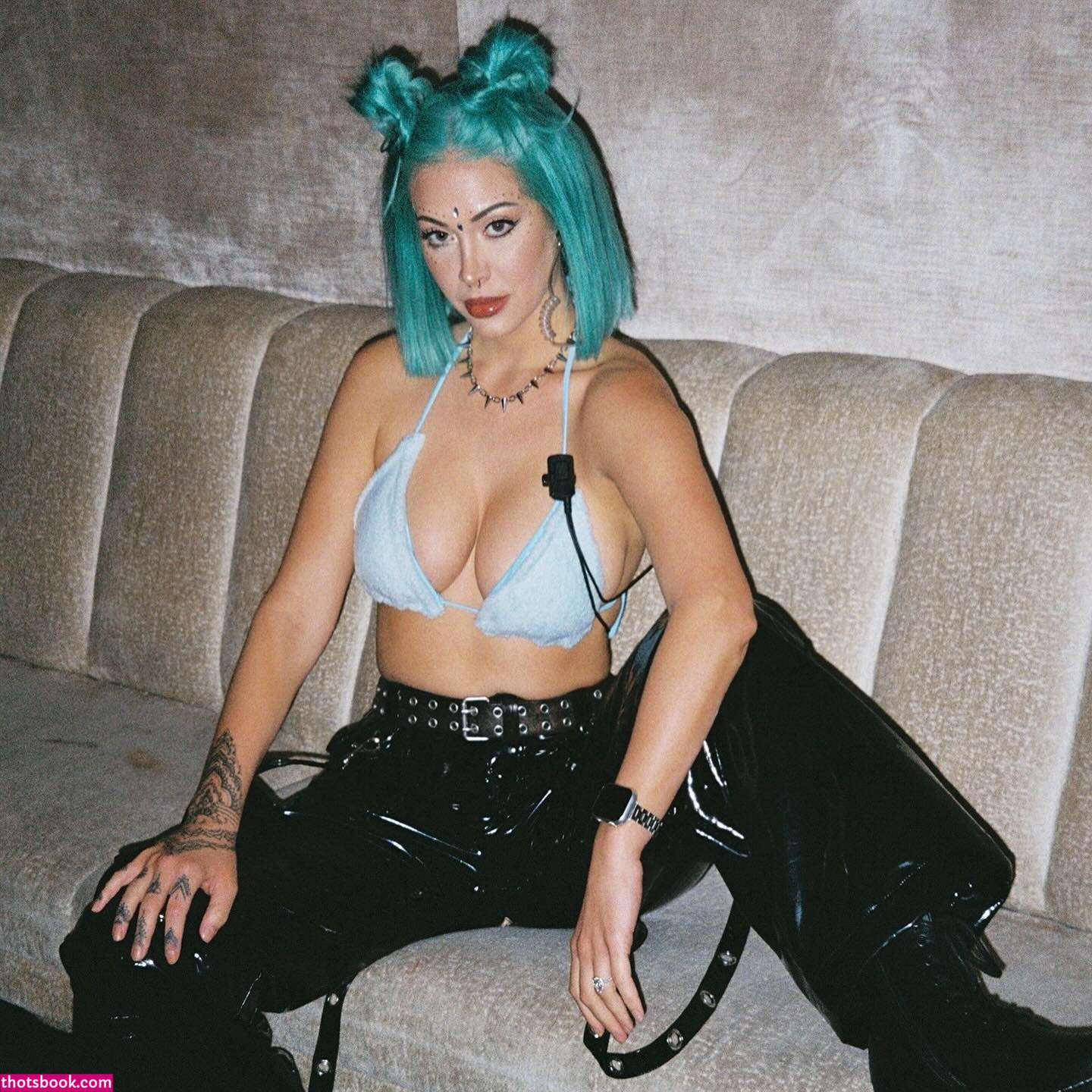 Bess Beckmann Photo #9