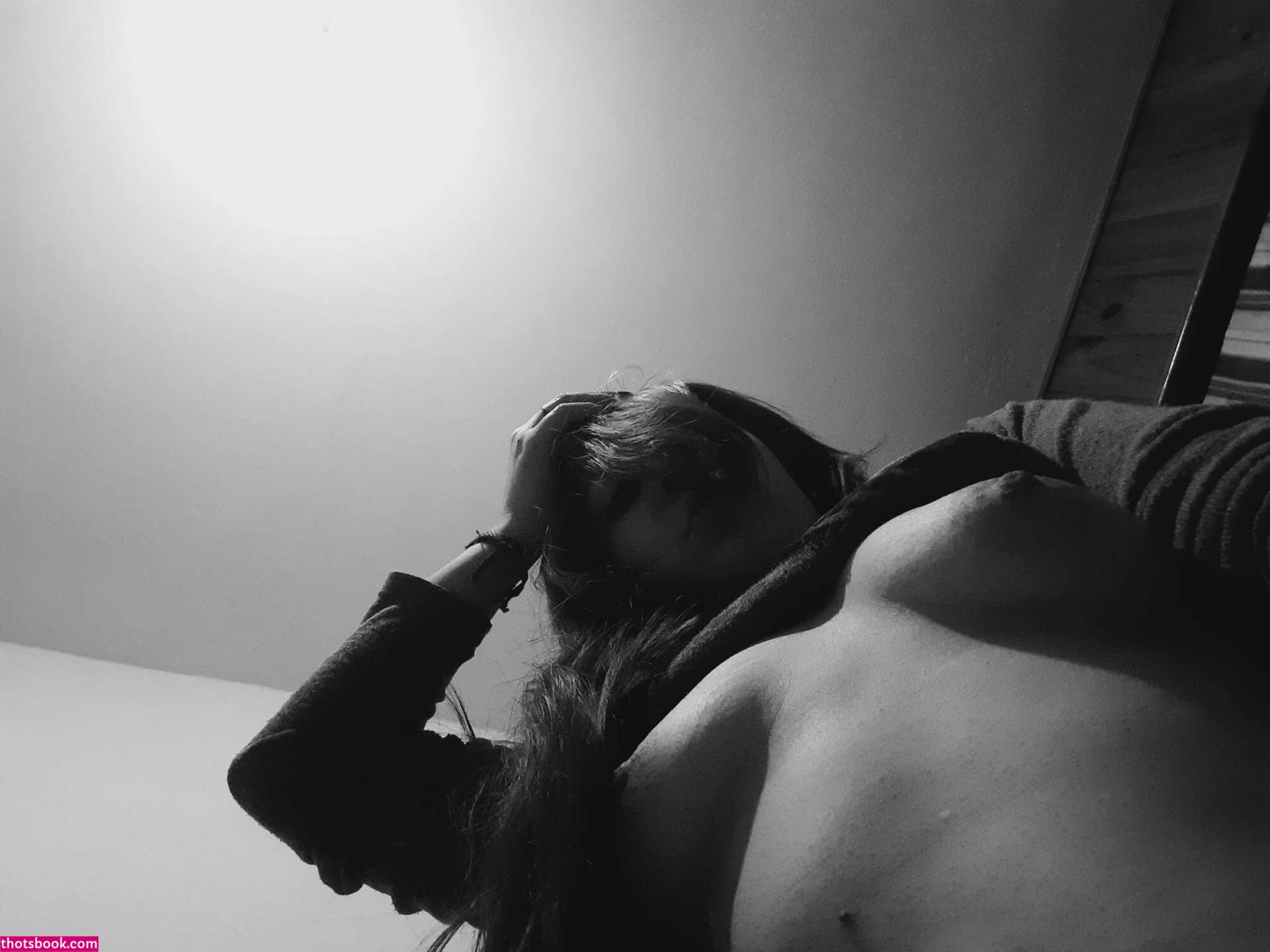 Aguss Thina Photo #8