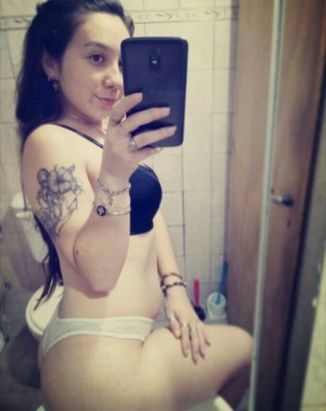 Aguss Thina Photo #31