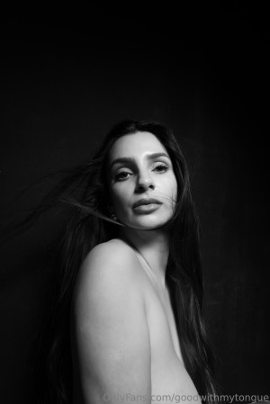 Isamobella Photo #22