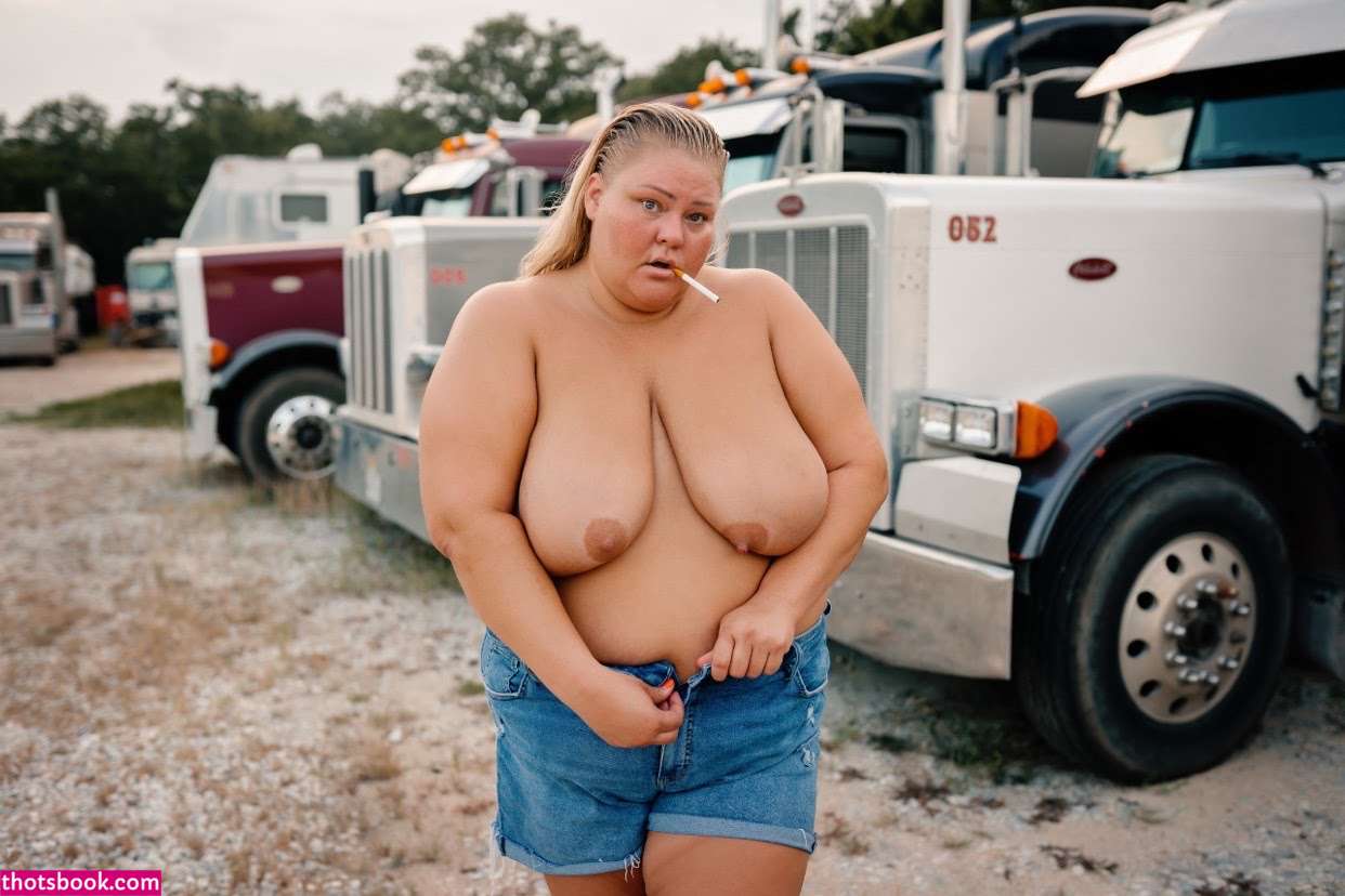 Chelcie Lynn Photo #13