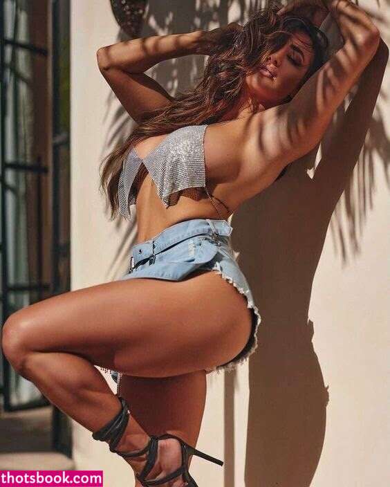 Krystyna Lauren Photo #6