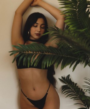 Aliss Romann Photo #5