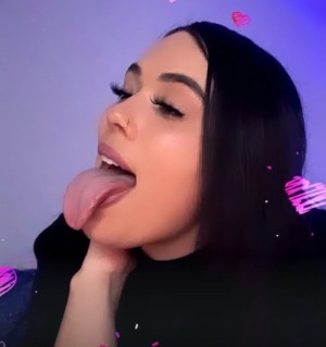 Lauren Allen Photo #21