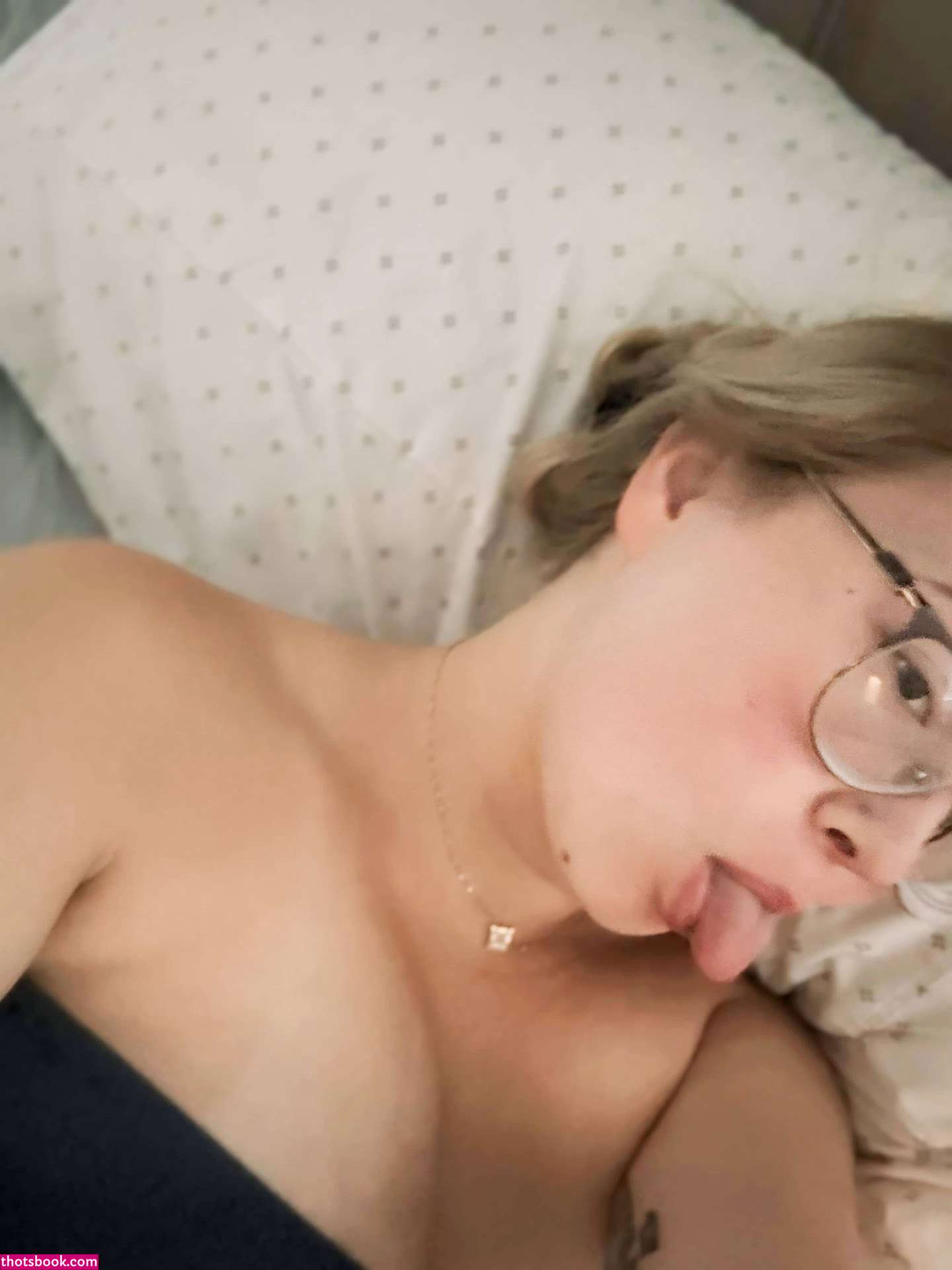 Alyssa Capps Photo #7