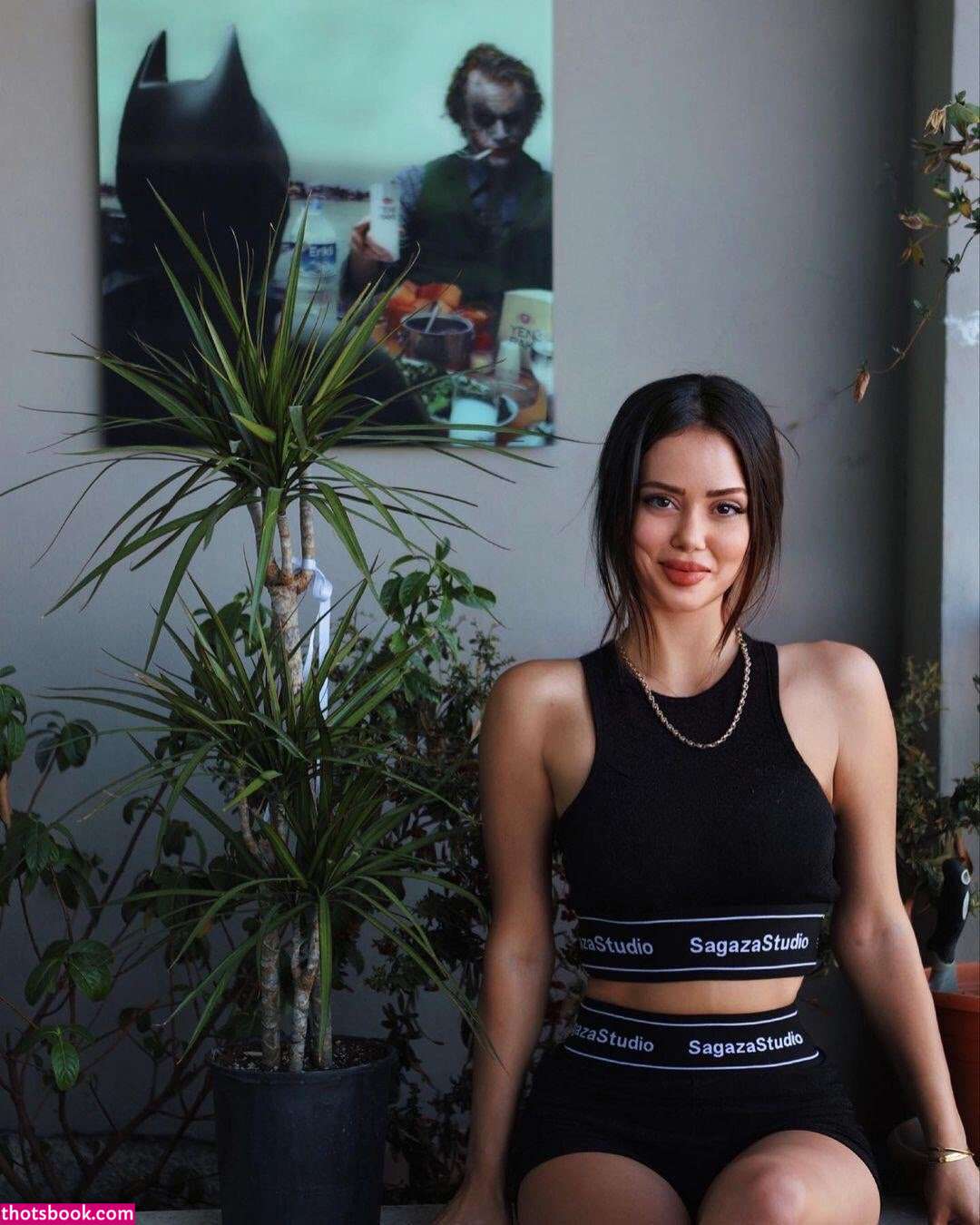 bernacalanthe Photo #1