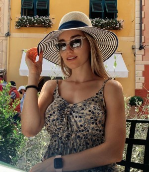 Elena Berri Photo #8